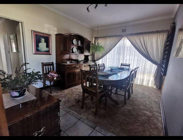 3 BEDROOM HOUSE FOR SALE IN VANDERBIJLPARK CE 5